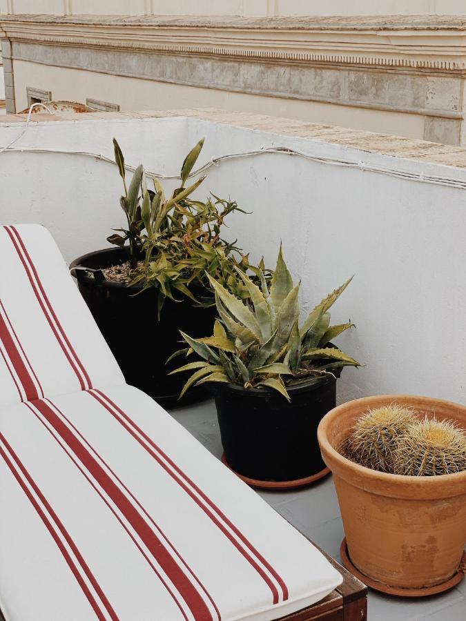 Cool Loft In The Old Town With Rooftop Terrace And Fireplace Tarifa Eksteriør billede